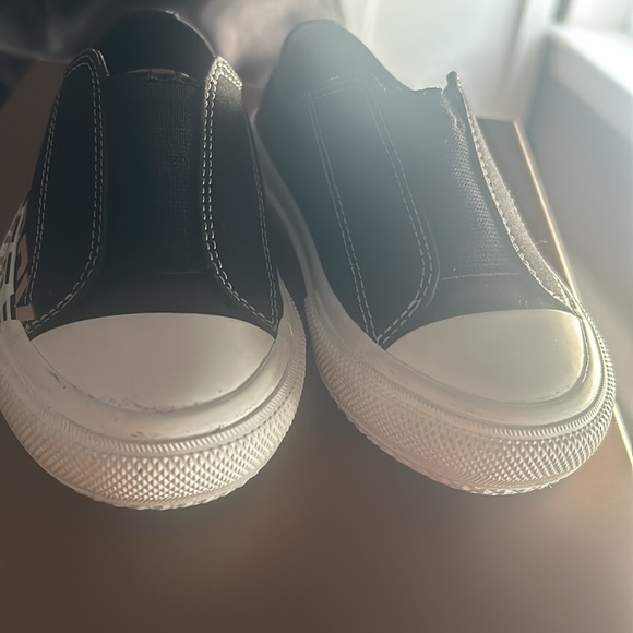 Gently used boy - Picture 2 of 5